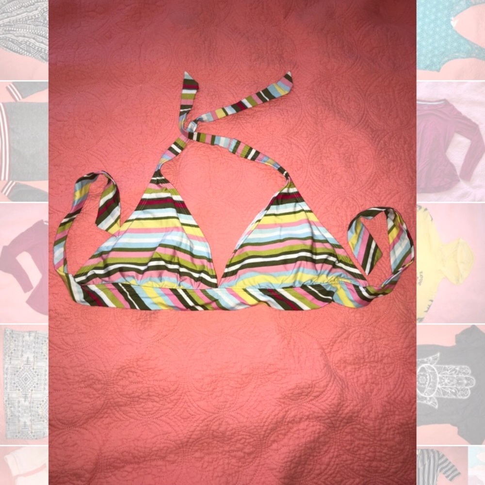 Vintage Bathing Suit Top 🌸